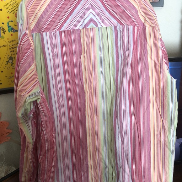 Button down top - Picture 3 of 4